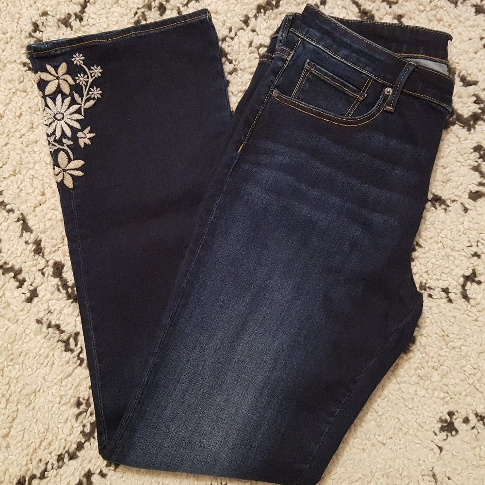 DRIFTWOOD KELLY BABY BOOT JAZZY DAISY EMBROIDERED JEANS